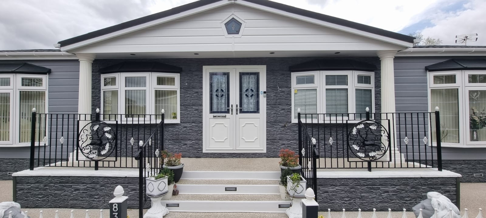 Pinnacle Park Home Improvements Ltd 14 Xlarge